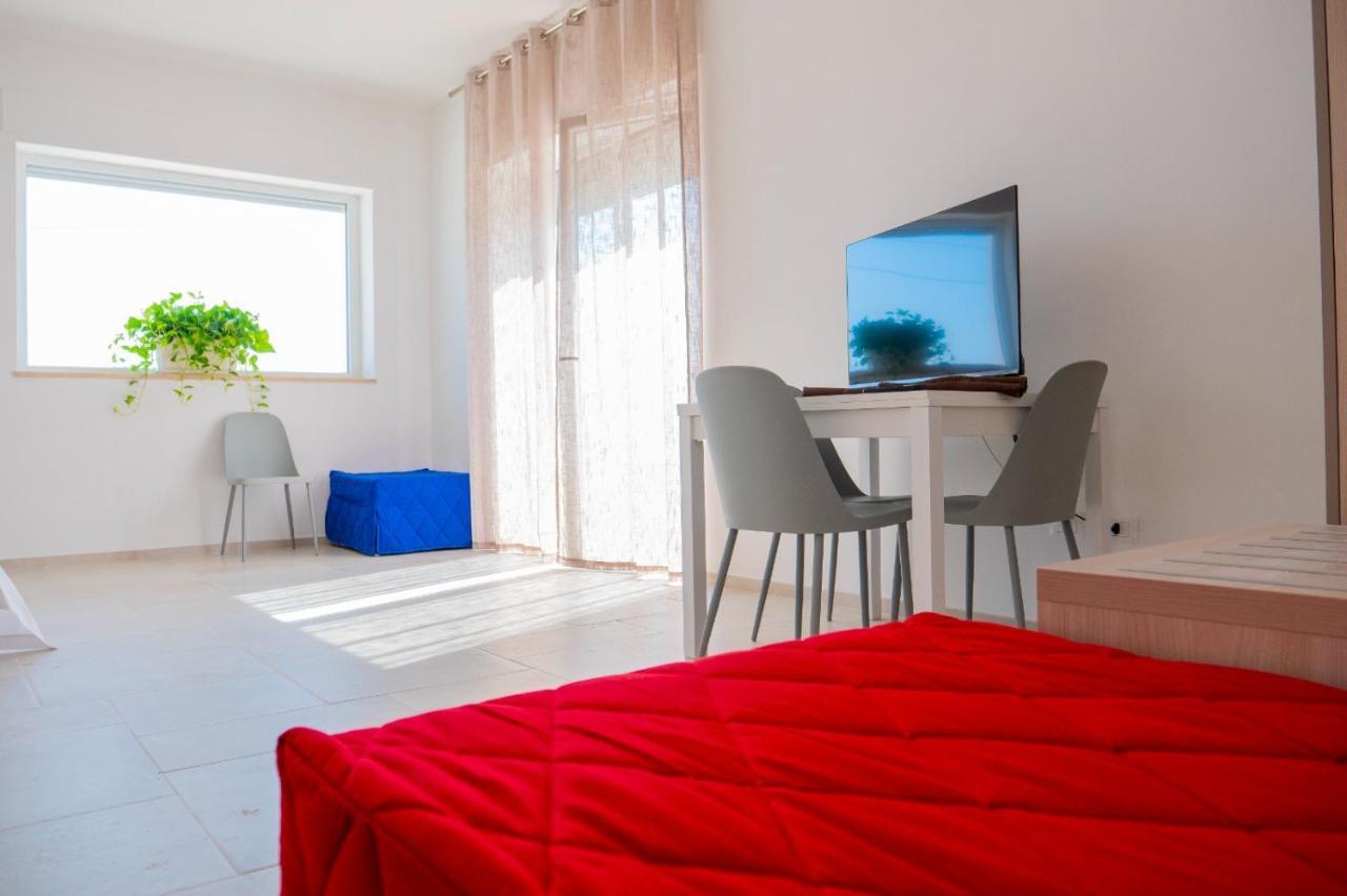 B&B A Un Passo Dal Mare Torre Canne Extérieur photo